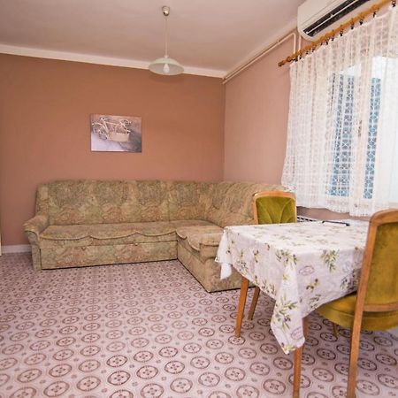 Nena Apartment มาลีโลชินจ์ ภายนอก รูปภาพ